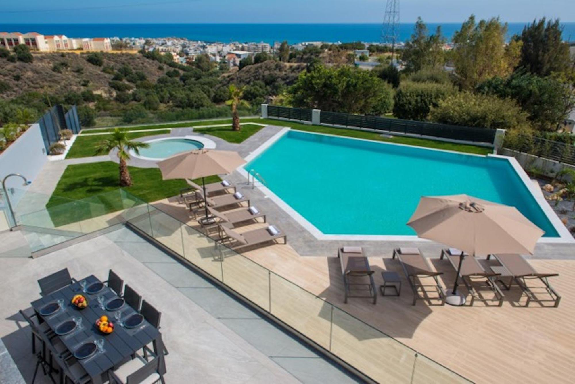 Orama Luxury Villa 4 Bedrooms With Private Pool Hersonissos  Exterior photo
